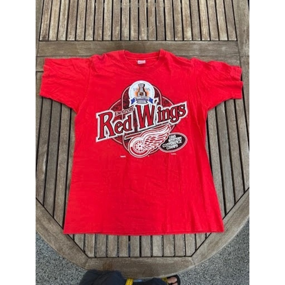 Vintage 1995 Detroit Red Wings Western Conference Champions T-Shirt FOTL